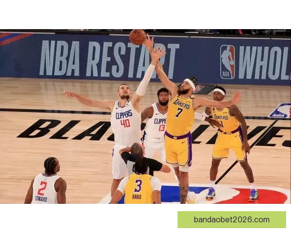 成为小卡队友既是挑战也可能让人彻底迷上他思维方式